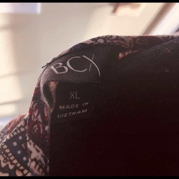 BCX Juniors - XL💜 Like New - Picture 6 of 6